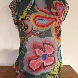 DESIGUAL Colorful Floral Women's Sheer short sleeve Top size medium